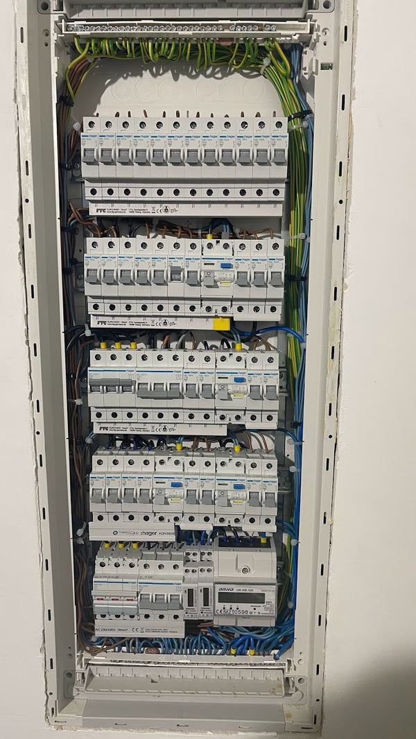 MB Elekada